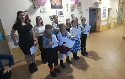 Zdjęcie do ODWIEDZILI, ZAŚPIEWALI, ZADUMĘ I RADOŚĆ ZOSTAWILI